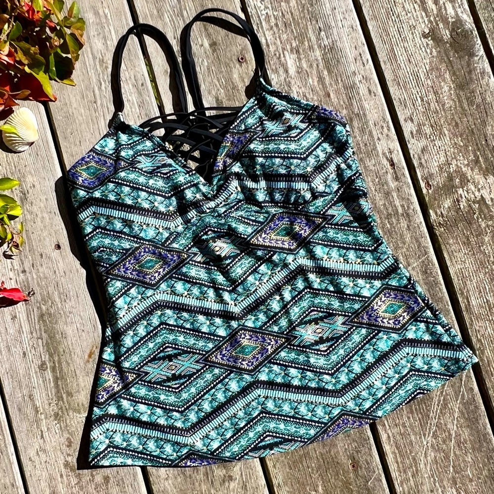 AMBRIELLE AZTEC PRINT TANKINI TOP
